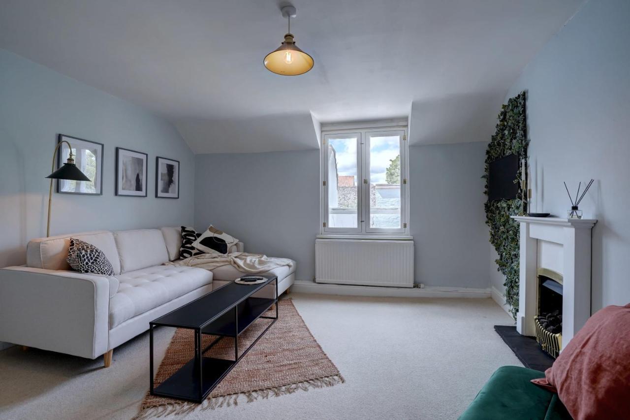 Stunning Designer Apartment In An Ancient Building NWI Exterior foto